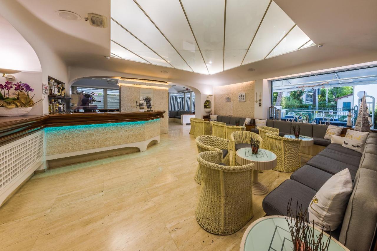 Hotel Diamond Riccione Exterior photo